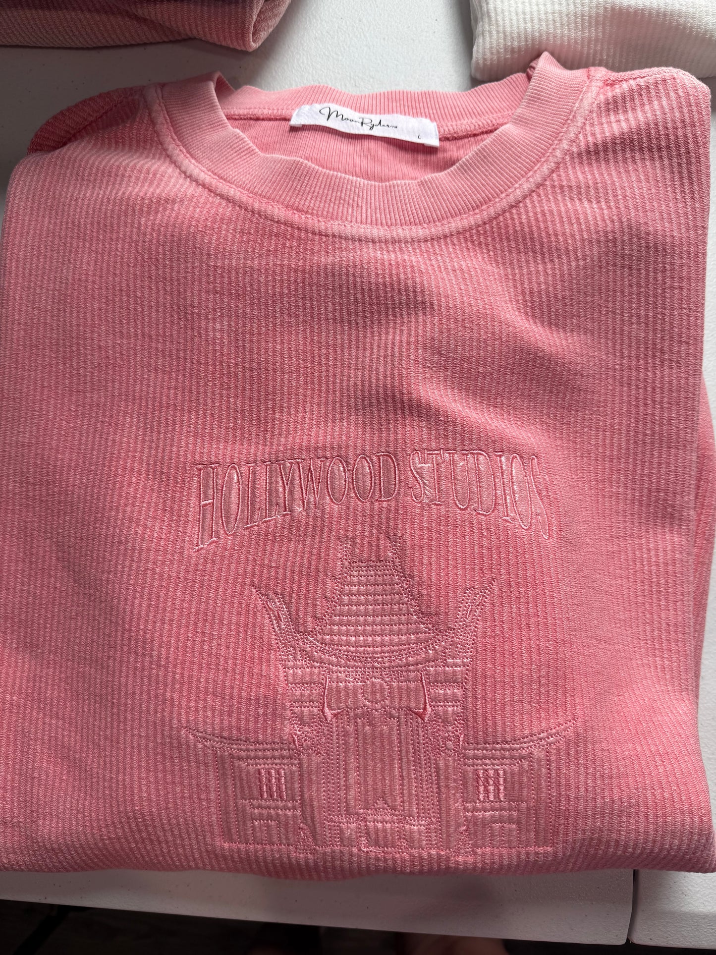 LARGE CORDED CREWNECKS