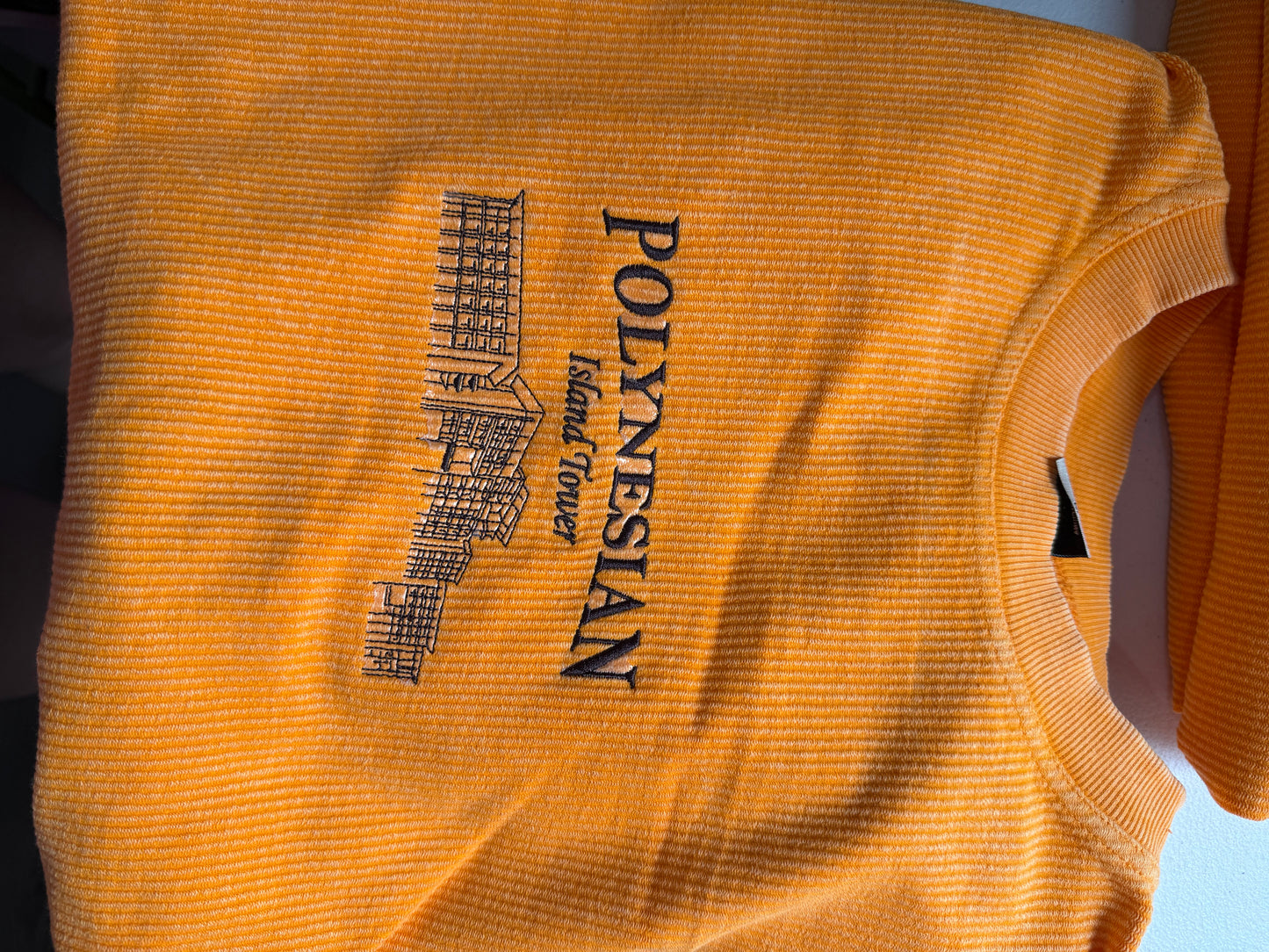 MEDIUM CORDED CREWNECKS