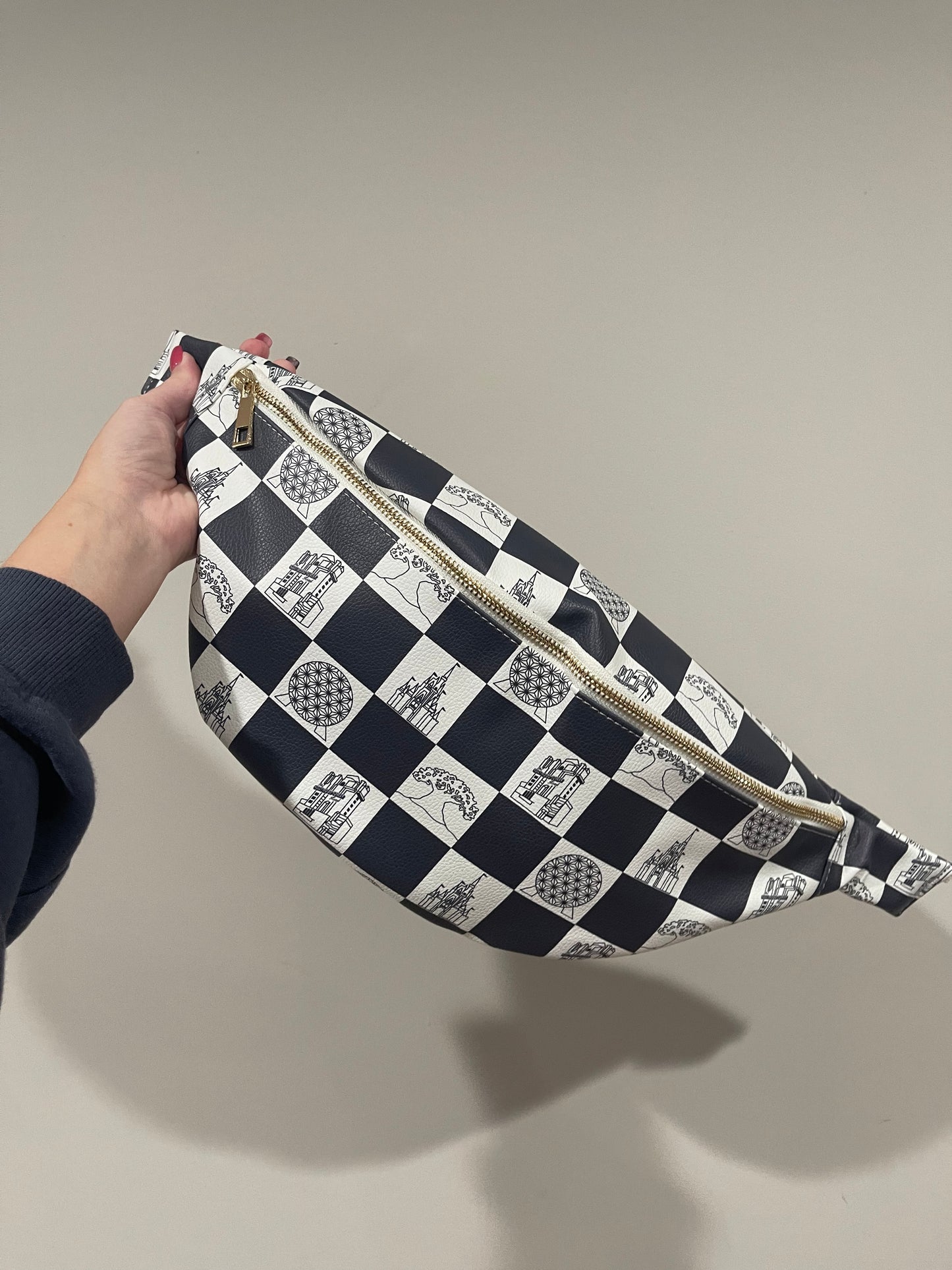 Black/White Check Jumbo