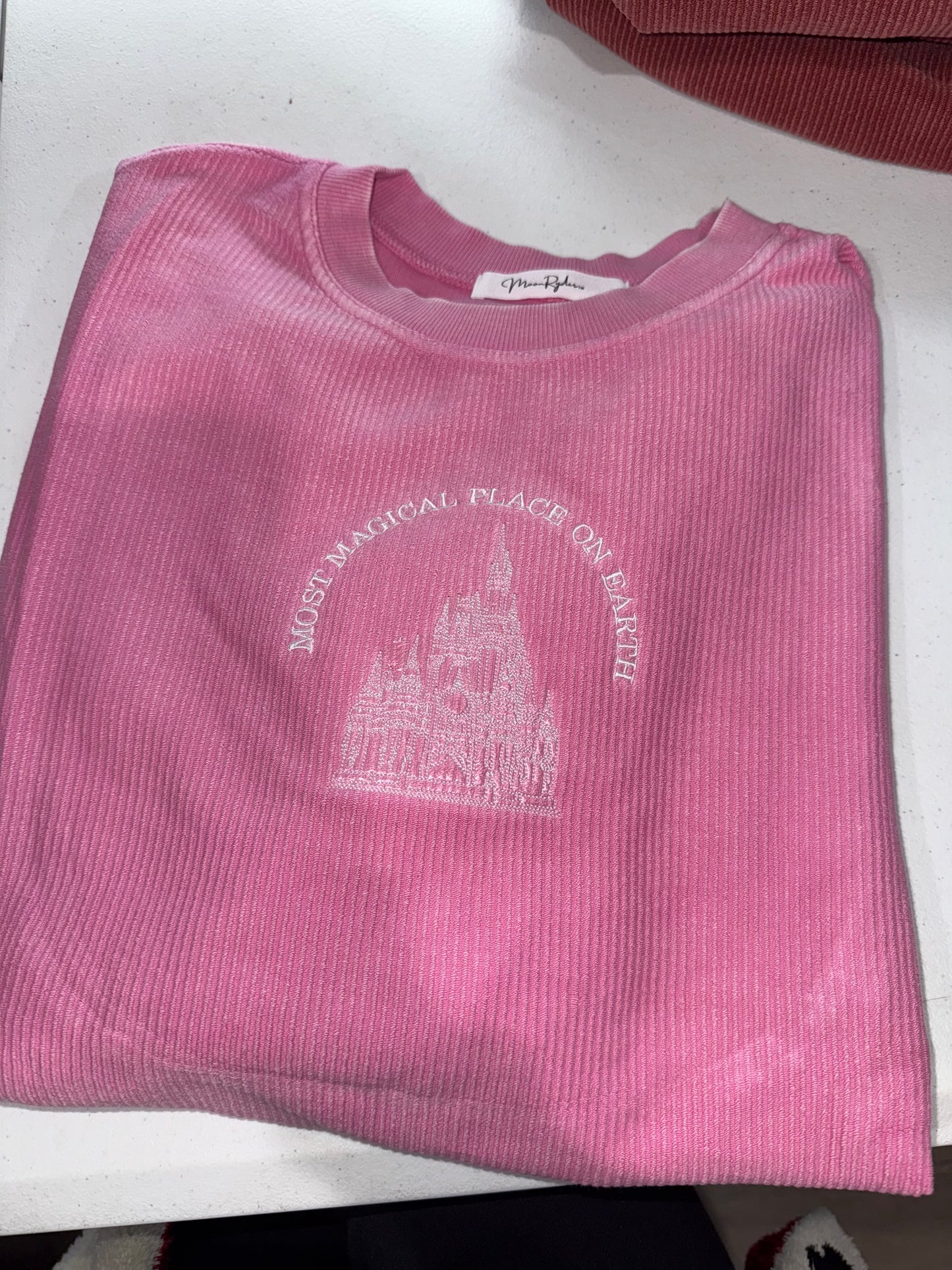 MEDIUM CORDED CREWNECKS