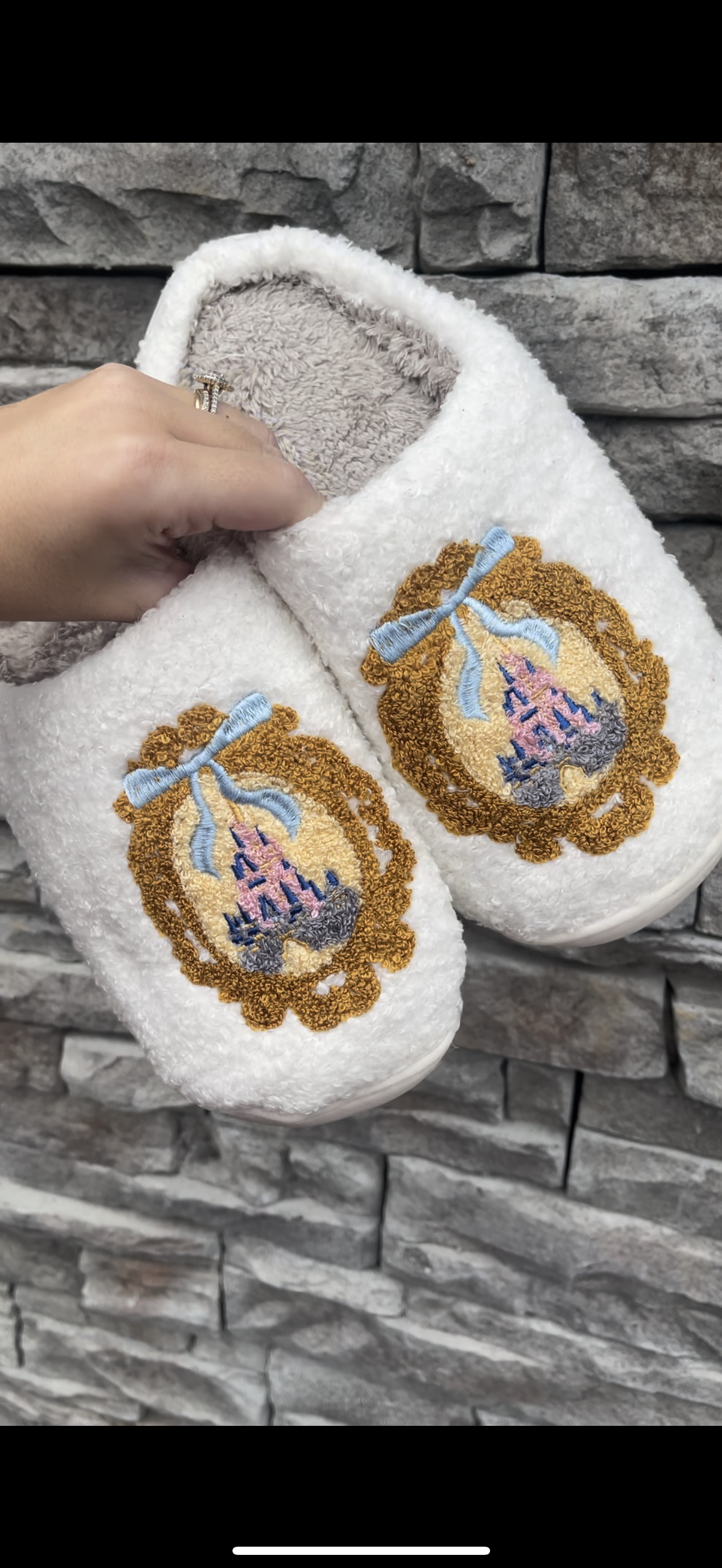 MAGIC BOW FRAME SLIPPERS ADULT