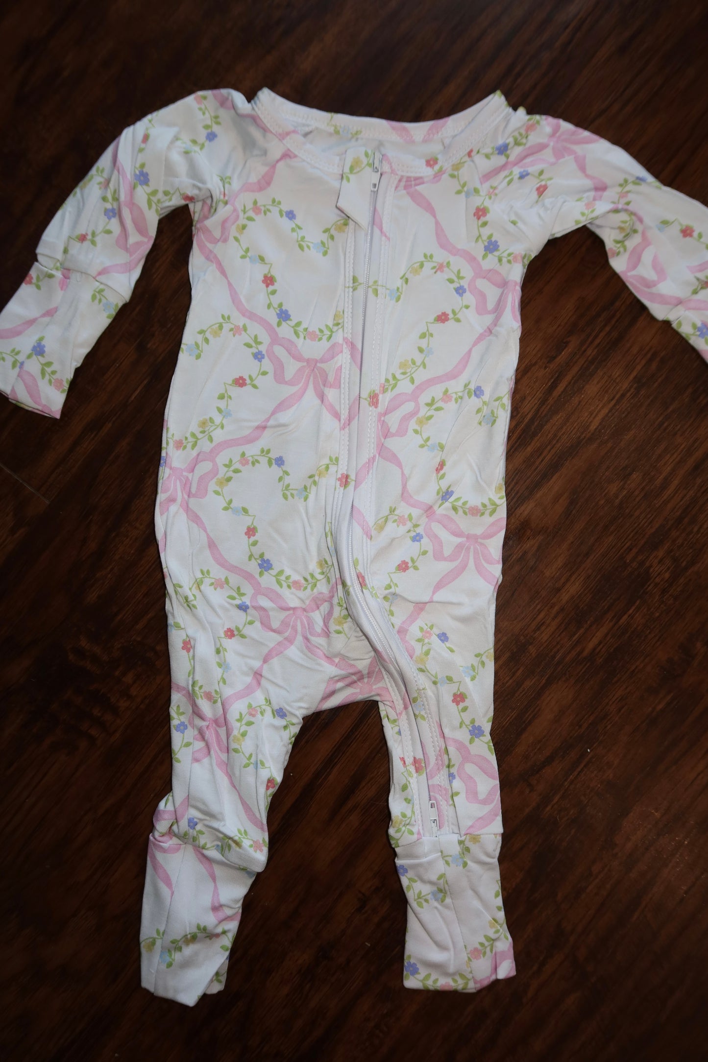 INFANT: Floral Bow ZIPPIES