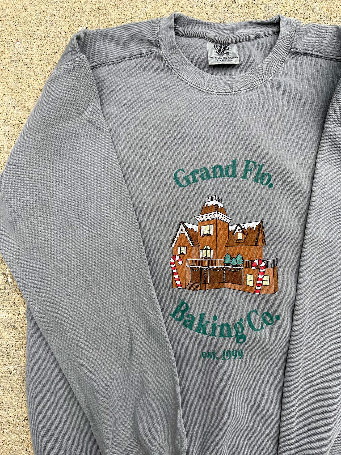 Grand Flo Gingerbread House