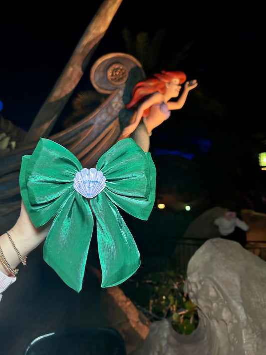 PART OF YOUR WORLD PRINCESS BOW