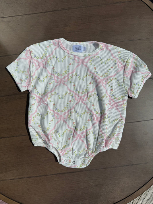 Floral Bow Waffle Bubble