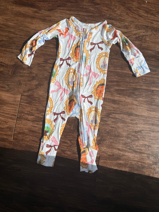 INFANT JAMMIES: Magic Bow Frame